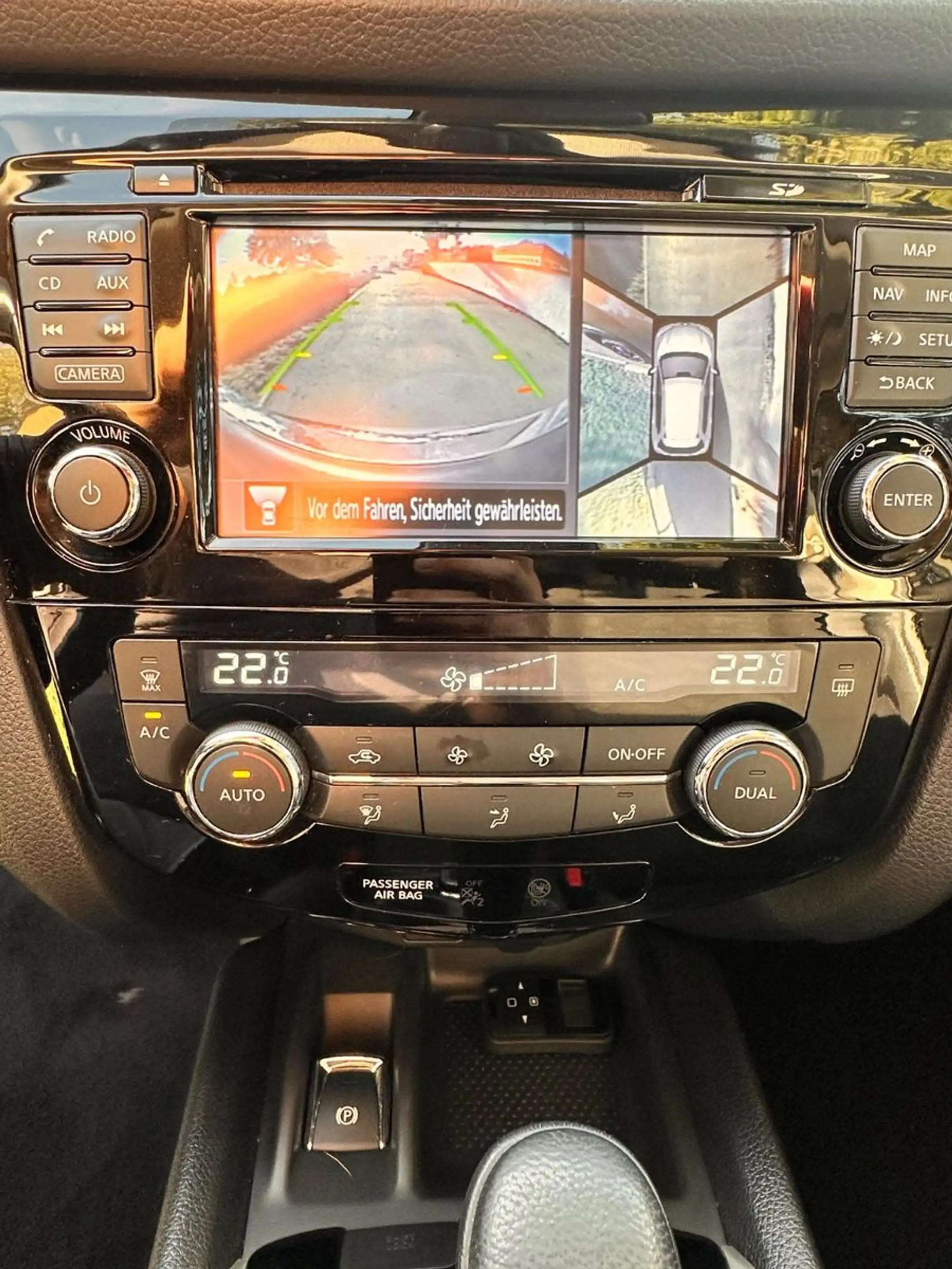 Nissan X-Trail N-Vision 4x4 — photo 12