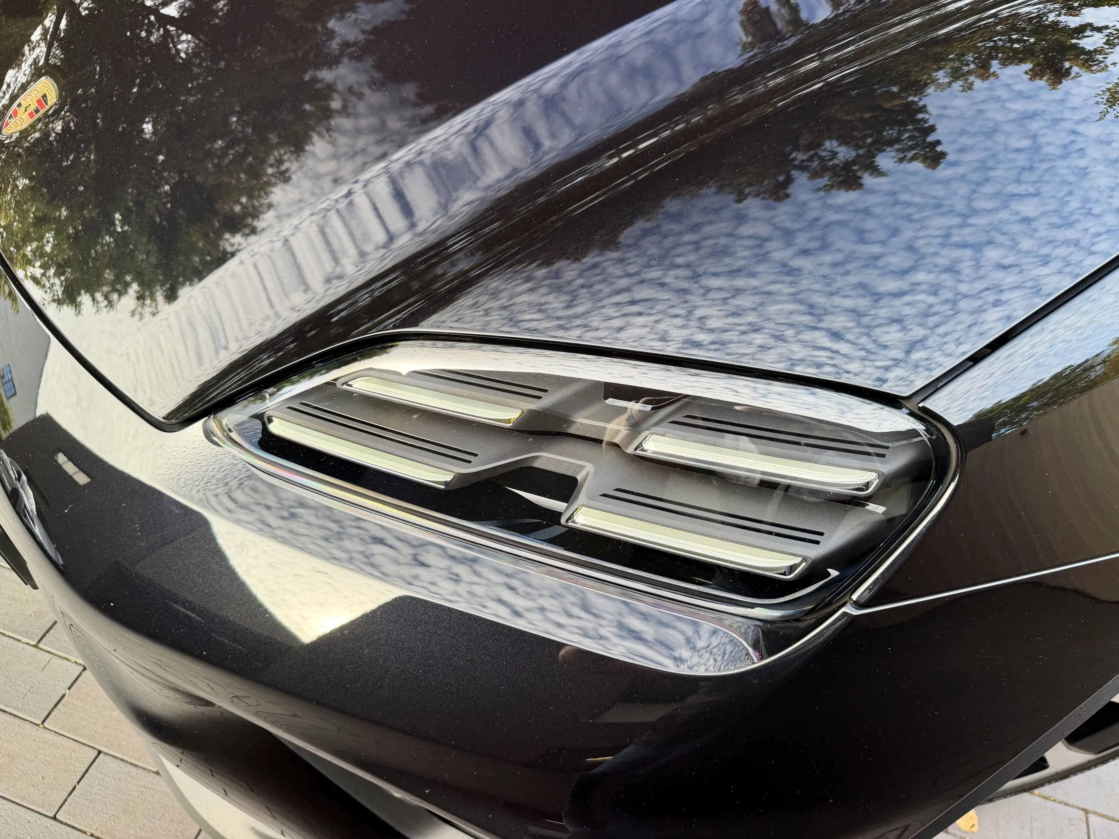 Porsche Macan 4 EV/BOSE/Pano/Sport Chrono/22"/Surround/Innodrive/Top! — photo 6