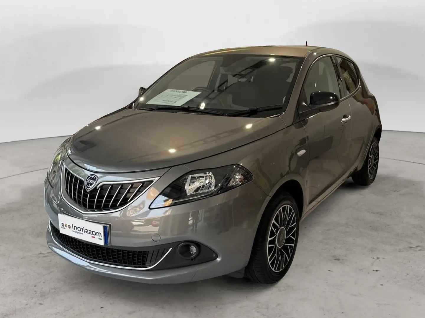 Lancia Ypsilon 1.0 FireFly 5 porte S&S Hybrid Platino Gris - 1