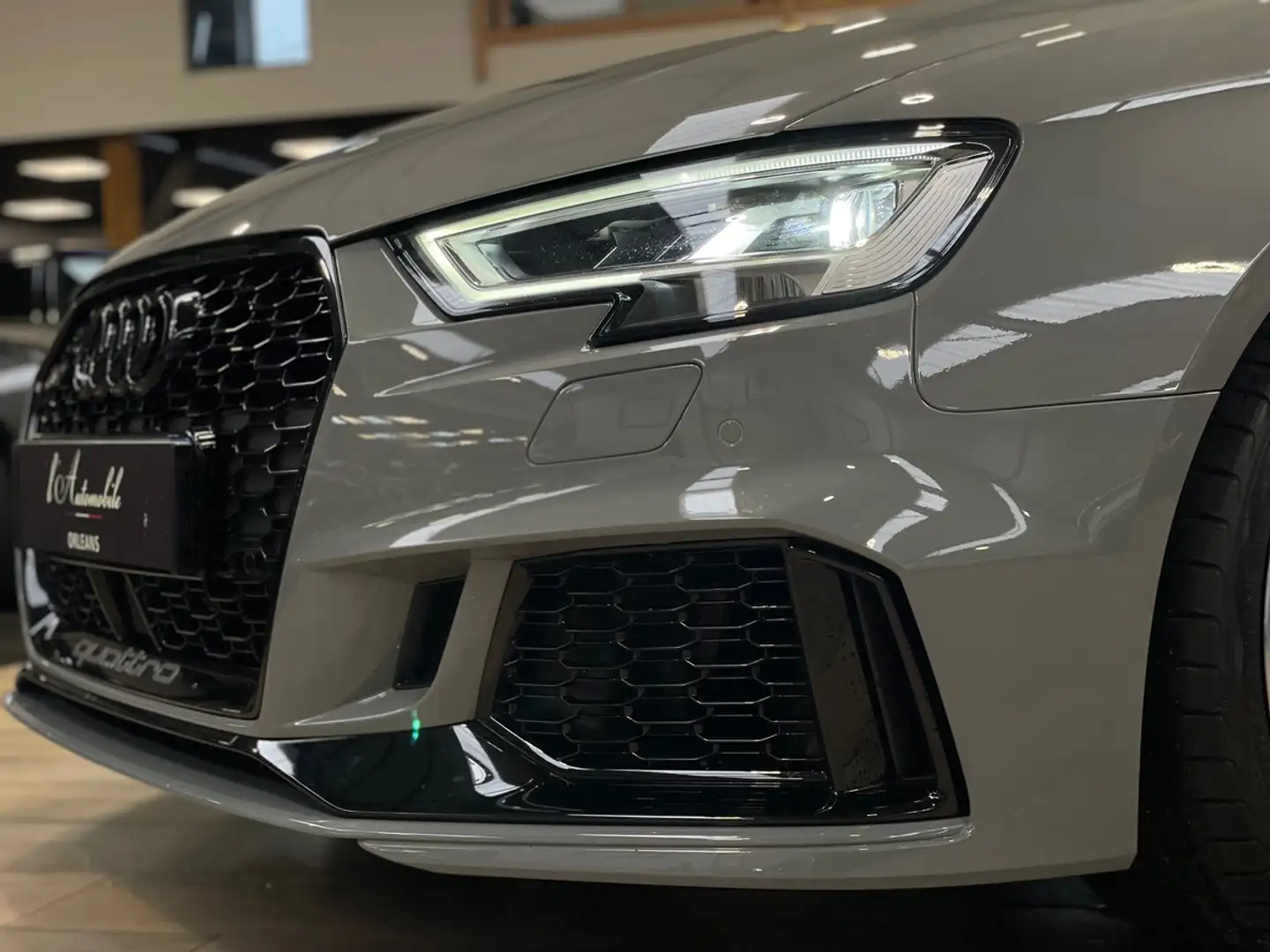 Audi RS3 (2) - 2.5 TFSI QUATTRO S-TRONIC7 400CH - ENTRETIEN Gris - 2