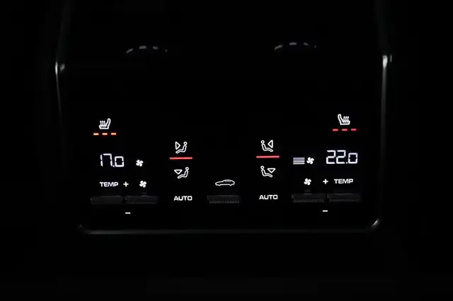 Porsche Panamera 4 E-Hybrid Sport Turismo SPORTDESIGN Ansicht 17