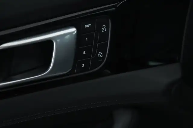 Porsche Panamera 4 E-Hybrid Sport Turismo SPORTDESIGN Ansicht 28