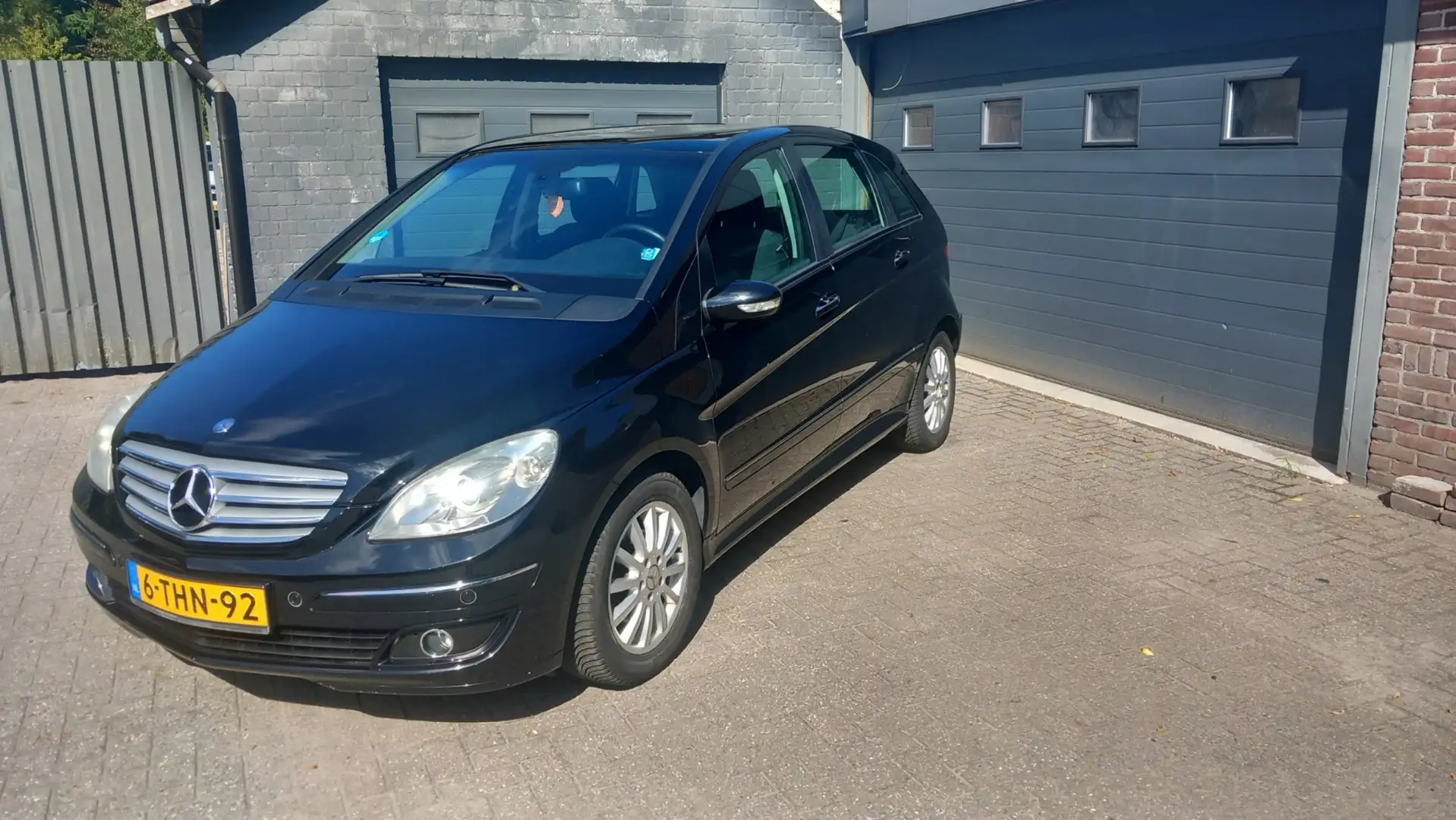 Mercedes-Benz B 170 170,Cruisecontrol,Airco,Parking system,Elektriche Zwart - 1
