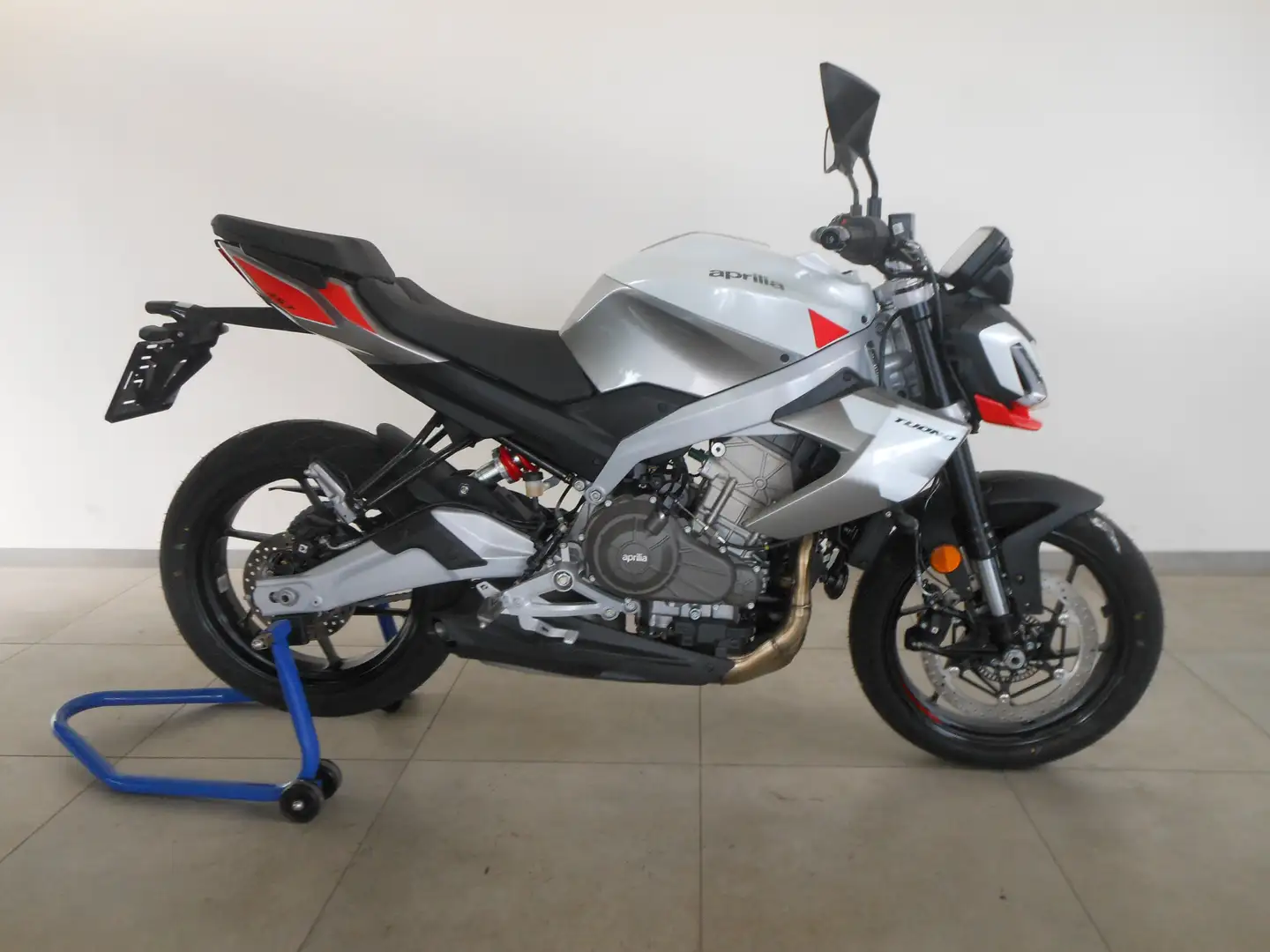 Aprilia Tuono 457 Blanc - 1