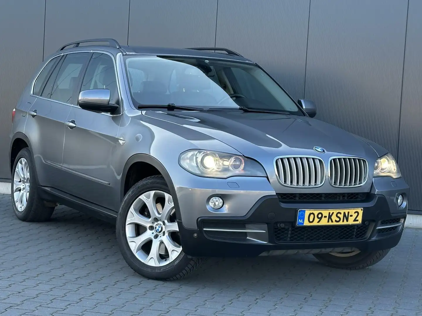 BMW X5 xDrive48i High Executive Head Up - Leder - Xenon - Grijs - 2