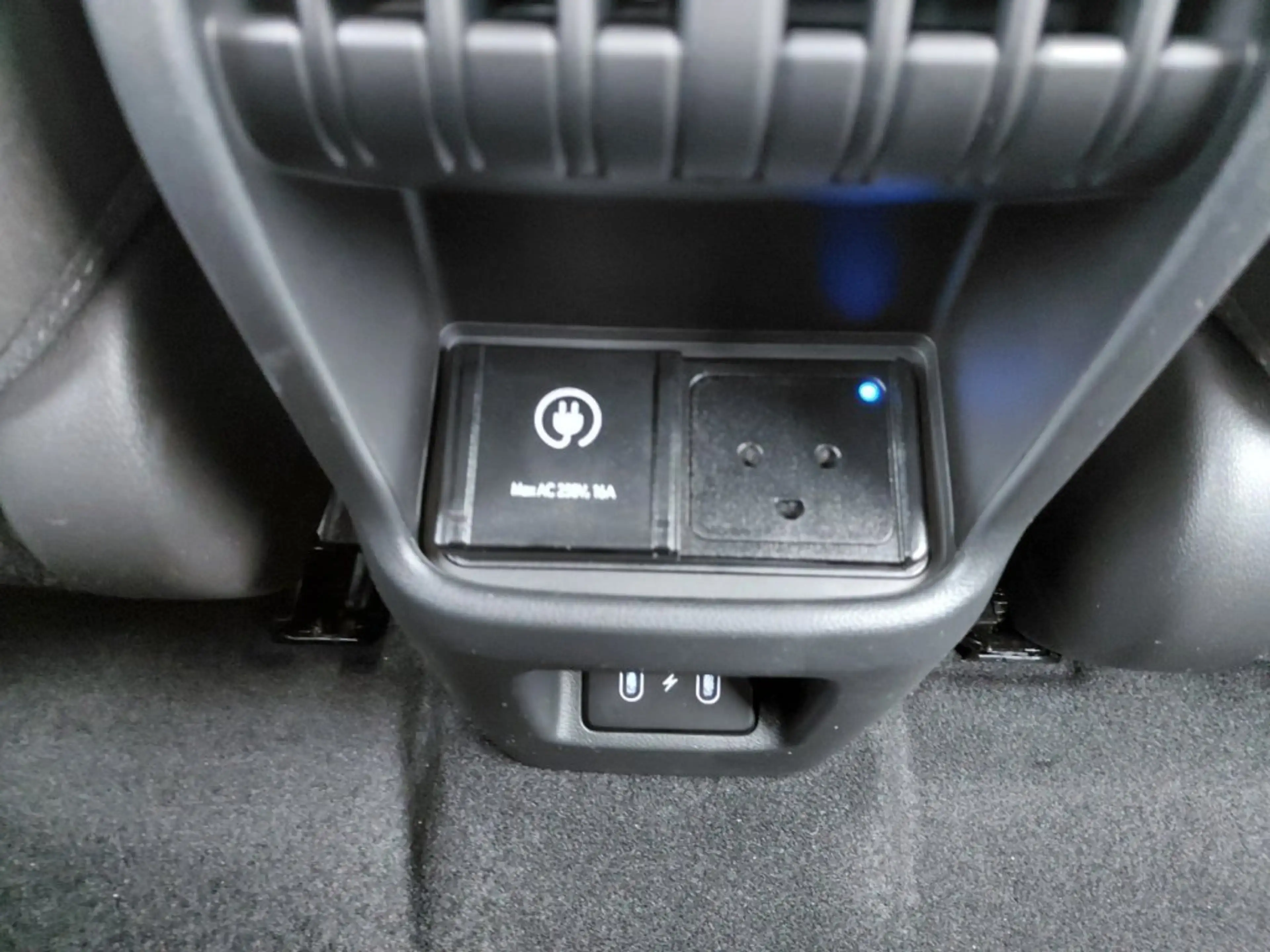 Hyundai KONA EV (SX2) Smart Line 64,8 kWh k7es2-P20-O20 — photo 9
