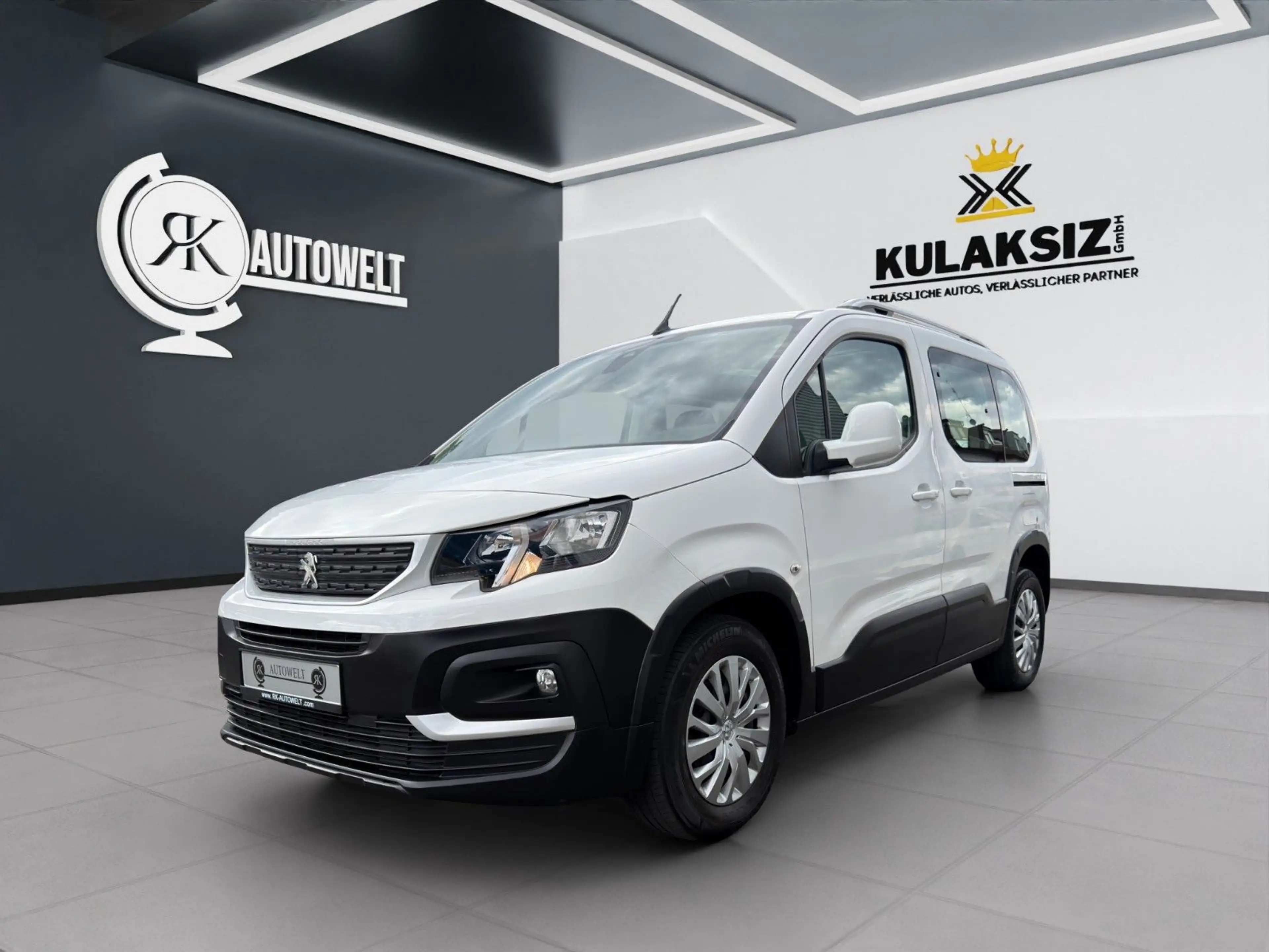 Peugeot Rifter 1.5 Blue-HDi Active L1*PDC*ASSIST*PANO*