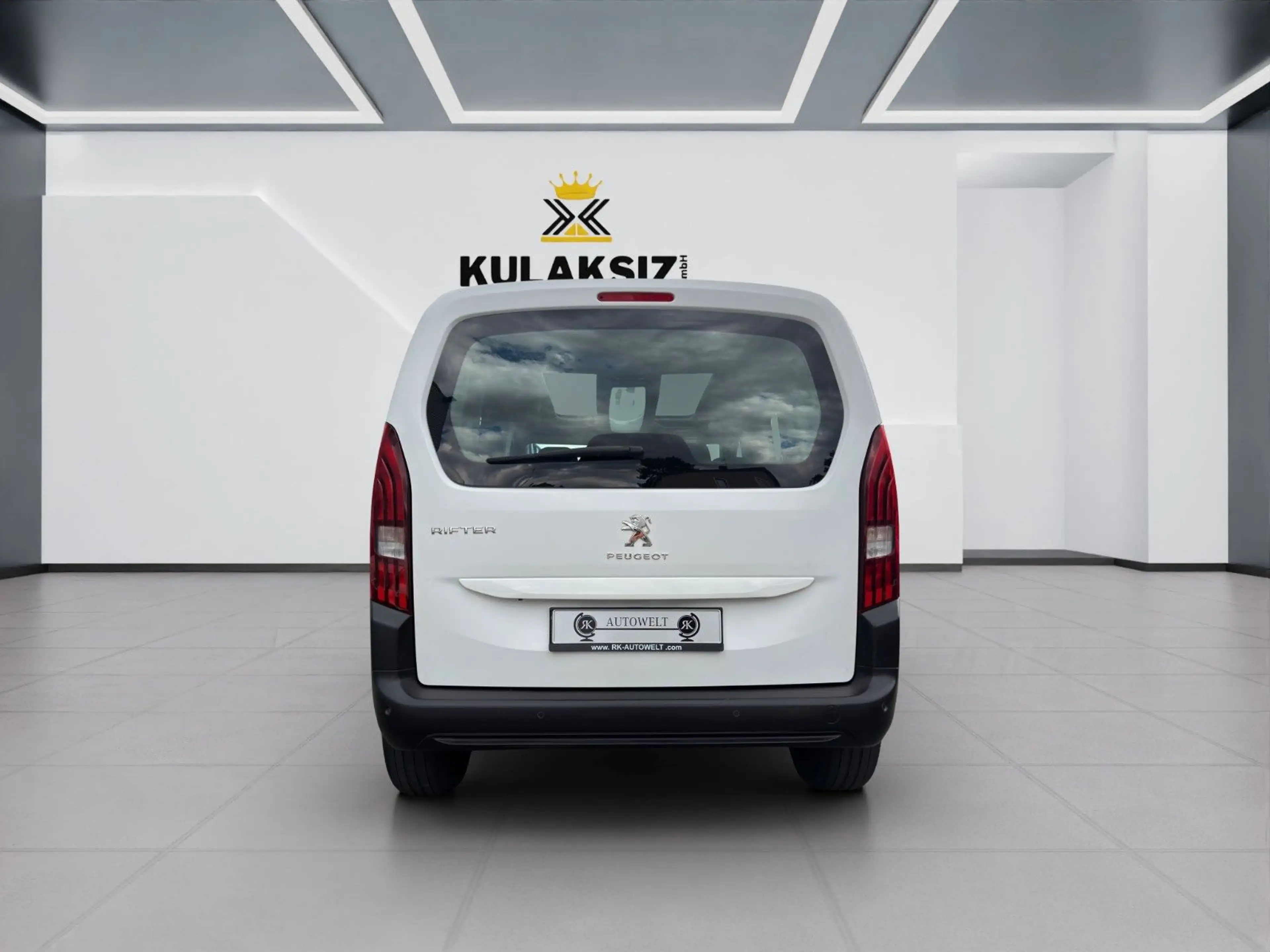 Peugeot Rifter 1.5 Blue-HDi Active L1*PDC*ASSIST*PANO* — photo 4