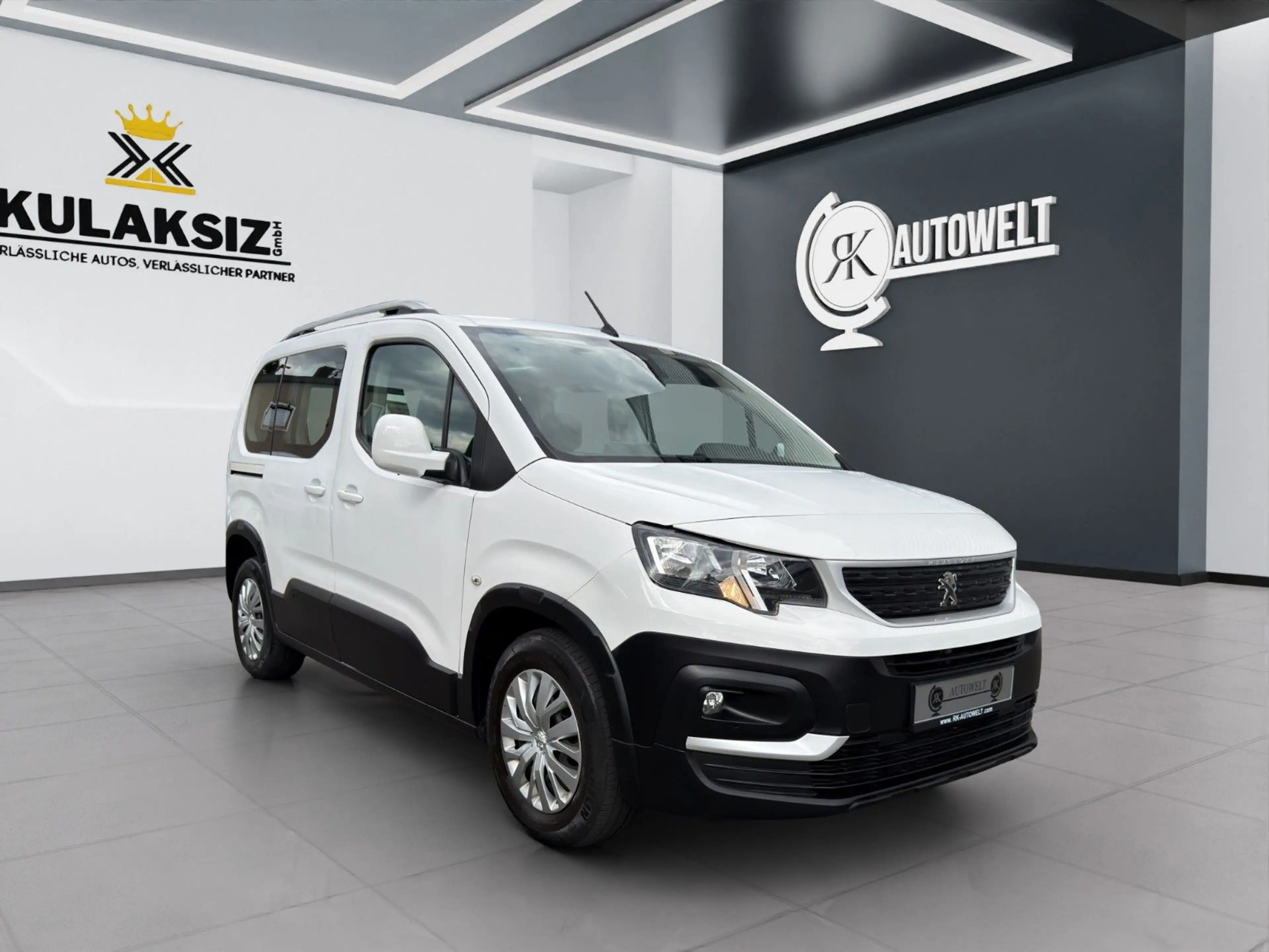 Peugeot Rifter 1.5 Blue-HDi Active L1*PDC*ASSIST*PANO* — photo 7