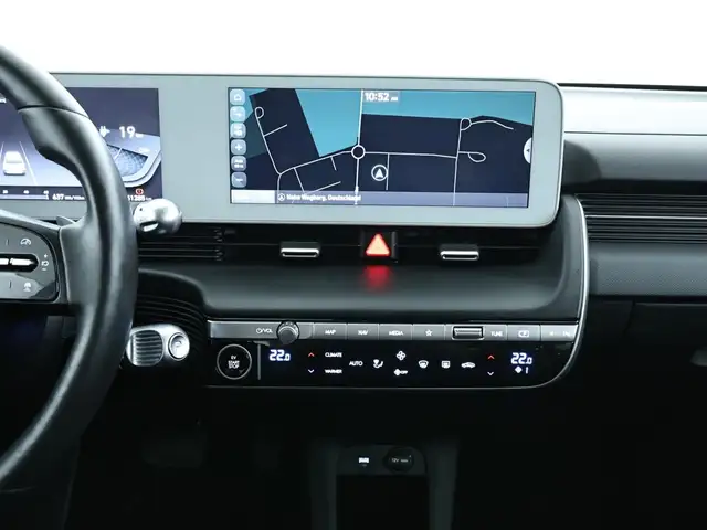 Hyundai Ioniq 5 view 11