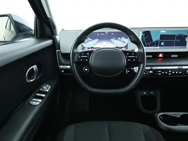Hyundai Ioniq 5 view 10