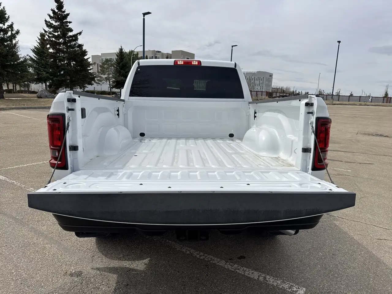 RAM 2500 снимка RAM 2500