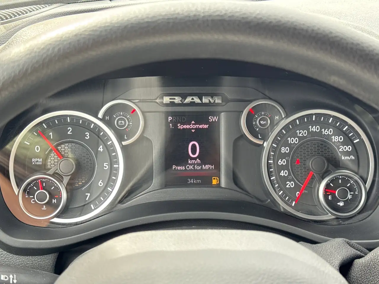 RAM 2500 снимка RAM 2500