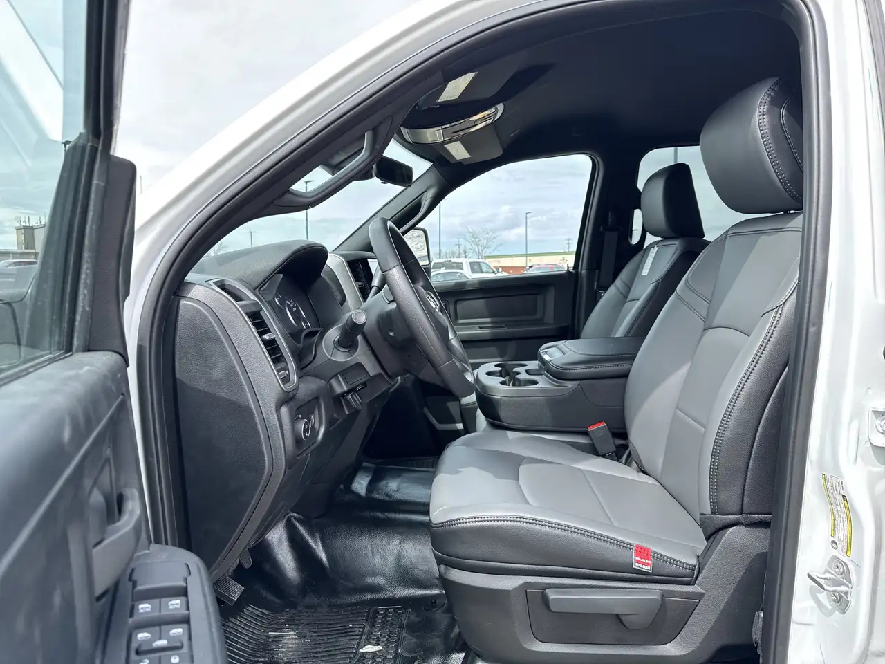 RAM 2500 снимка RAM 2500