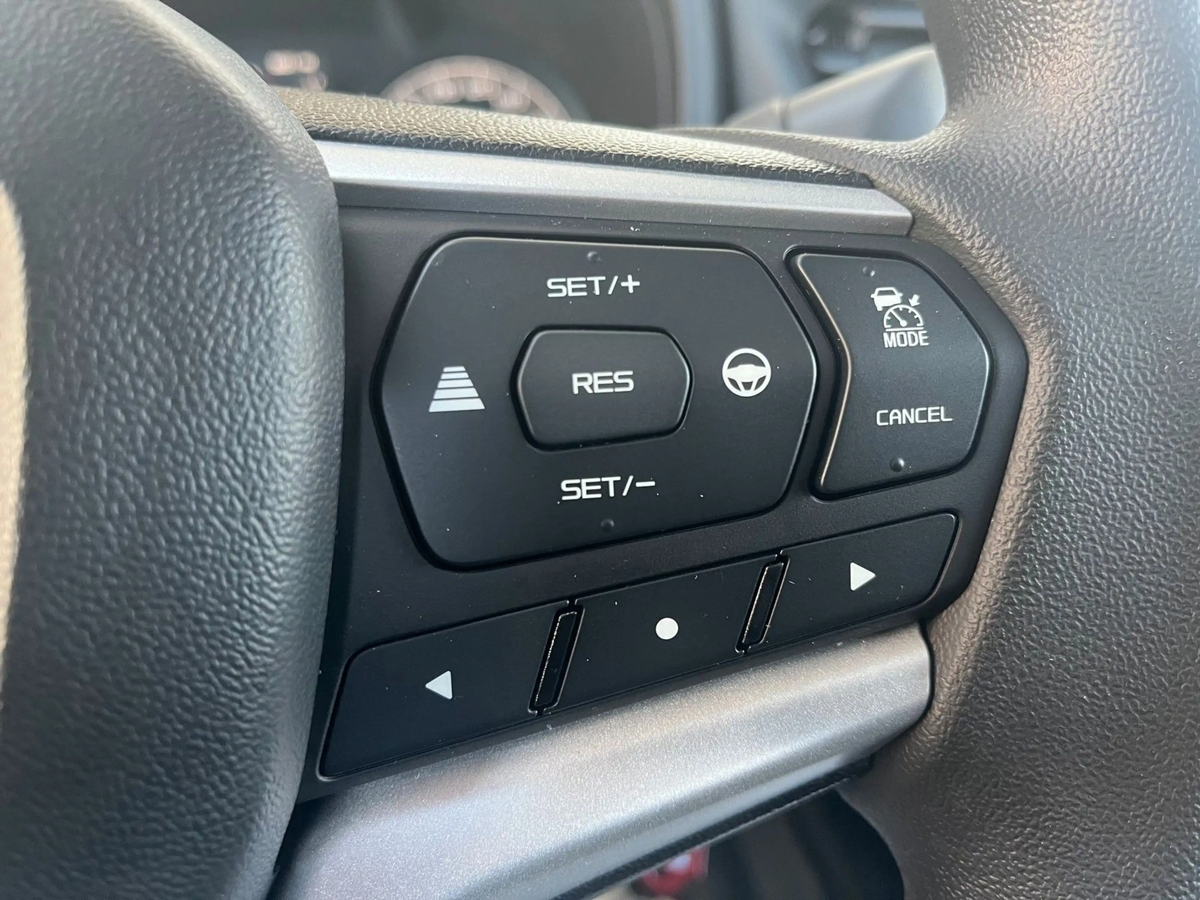 Isuzu D-Max Space Cab L AT neues Modell +SOFORT+ — photo 13