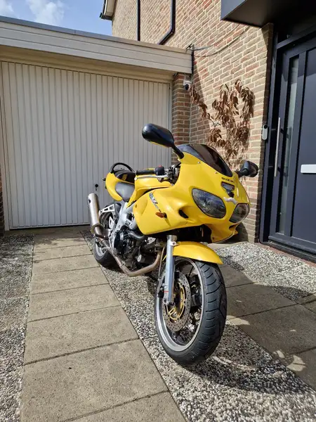 Suzuki SV 650 - foto 3