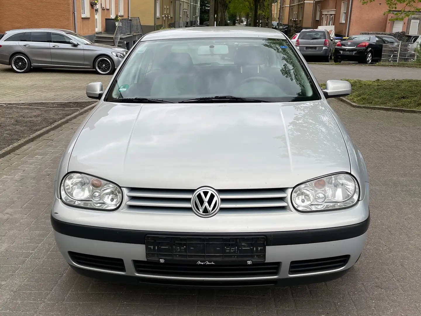 Volkswagen Golf 1.4*Schekheftgepflegt*TÜV NEU*1.HAND* Silber - 2