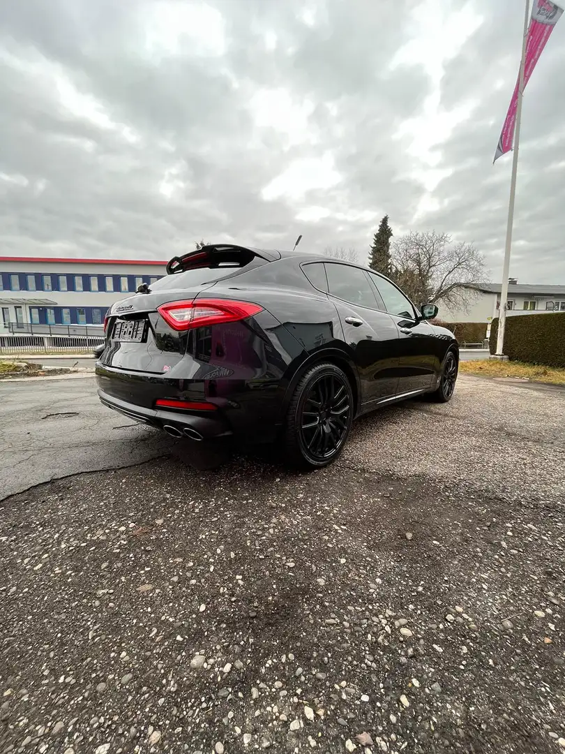 Maserati Levante VOLL, Top Zustand - 2