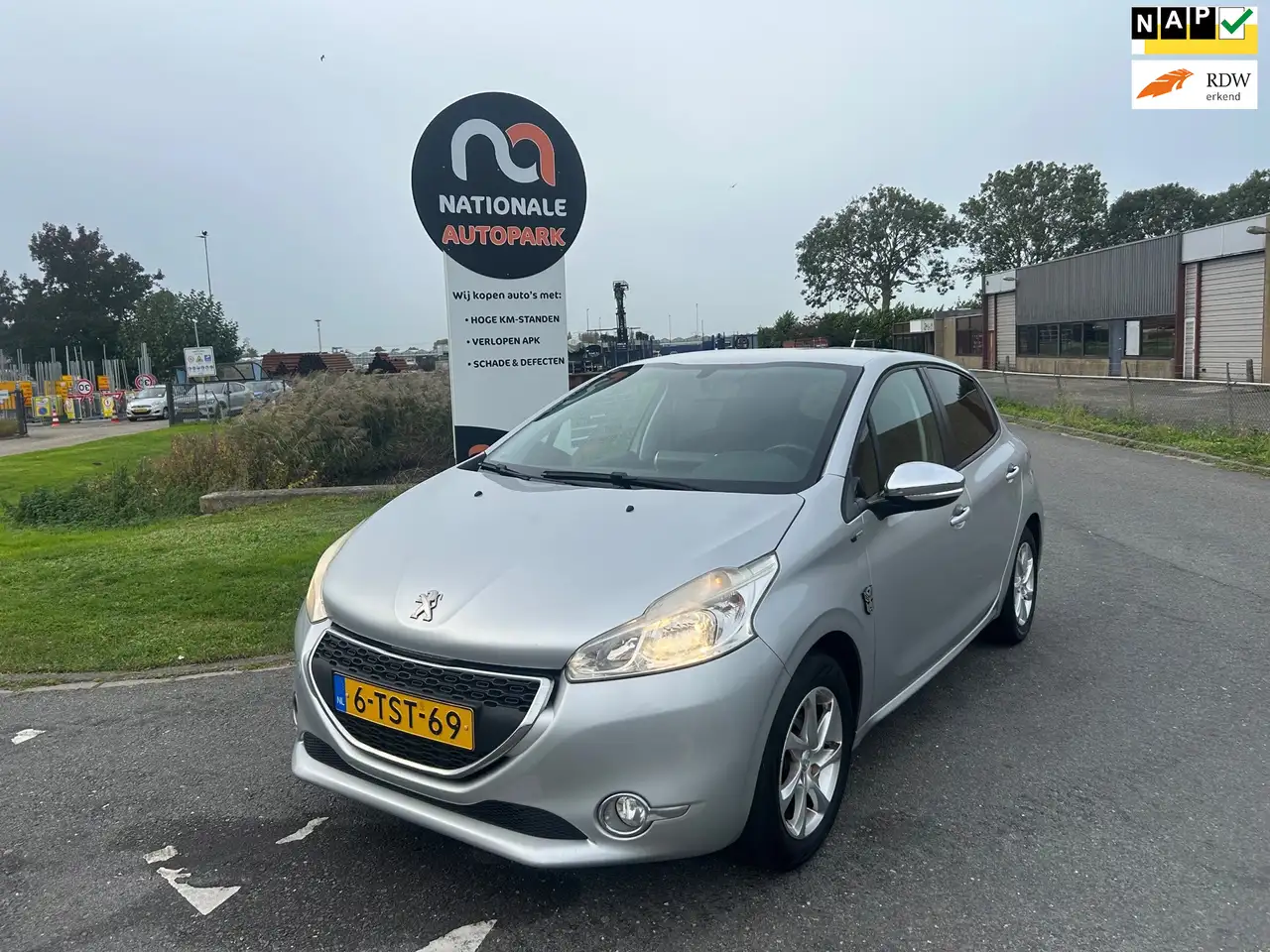 Peugeot 208