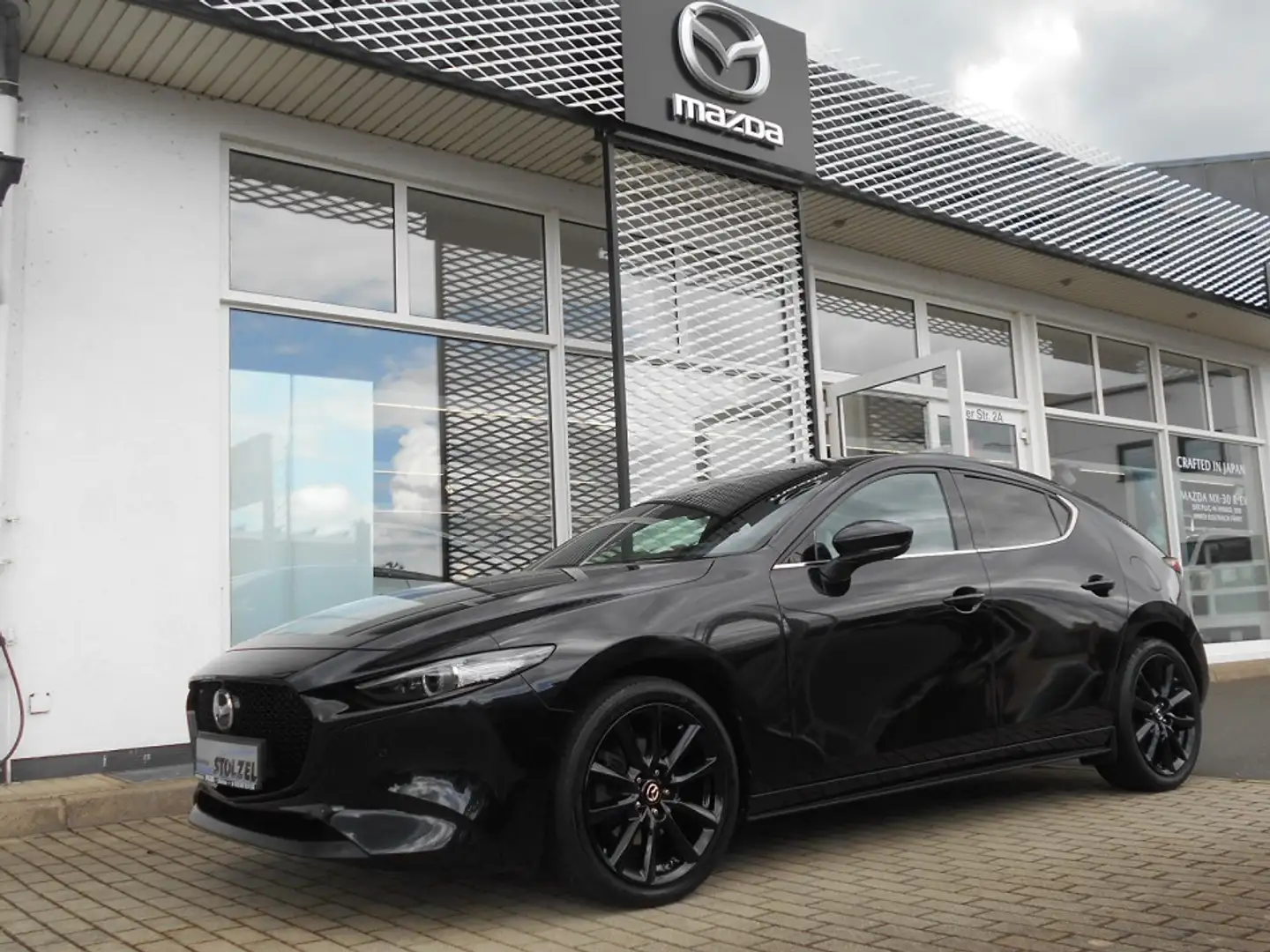 Mazda 3 SELECTION 2.0l 180PS #DES-P#ACT-P#A18-S#HUD#LRHZ Schwarz - 1