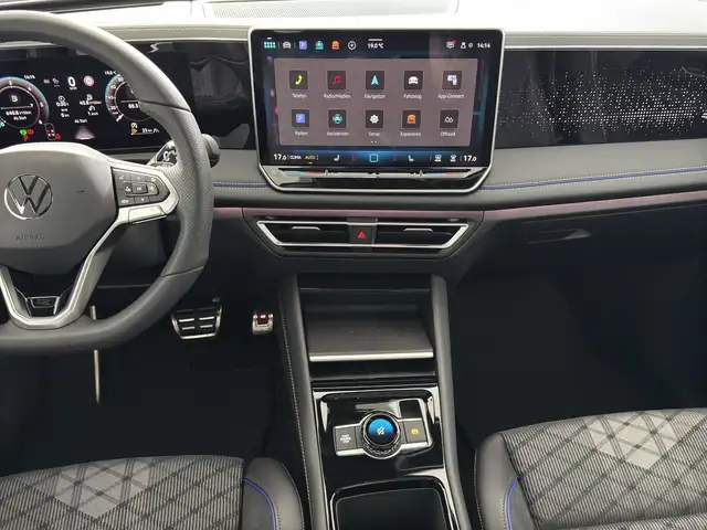 Volkswagen Tiguan Sport TDI 4MOTION DSG Ansicht 10