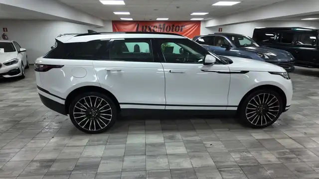 Land Rover Range Rover Velar view 7