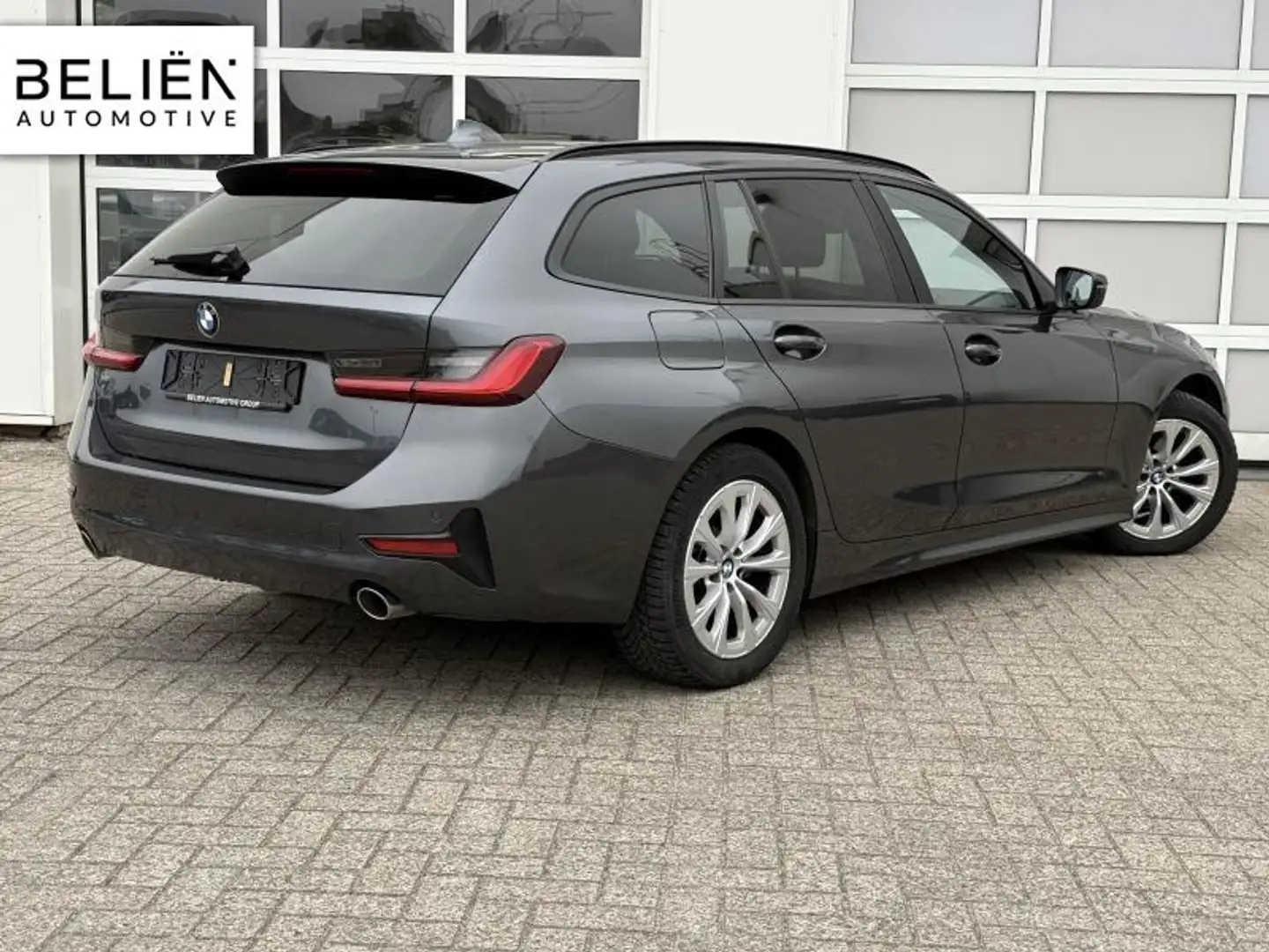 BMW 318 Touring Gris - 2