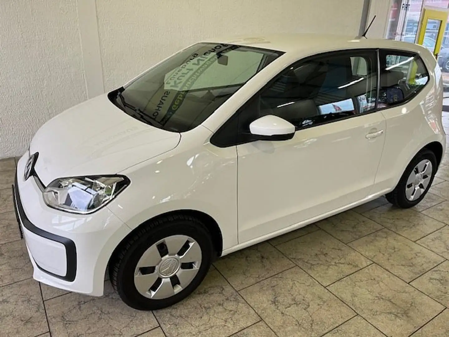 Volkswagen up! + Klima + Radio + Freisprech + Ganzjahresreifen Weiß - 2