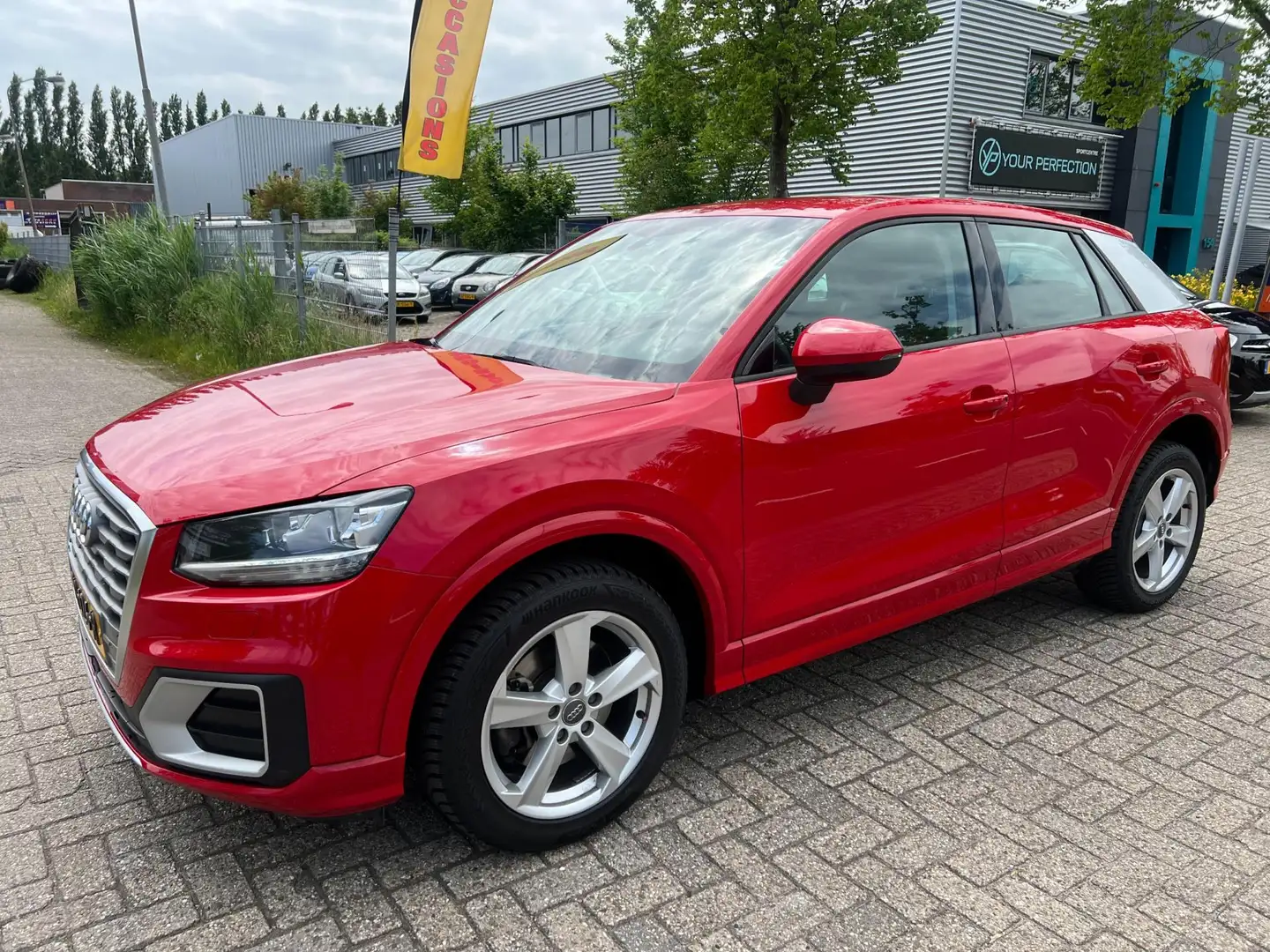 Audi Q2 1.4 TFSI Sport - CAMERA - KEYLESS - NAP - 2017 ! Rot - 2