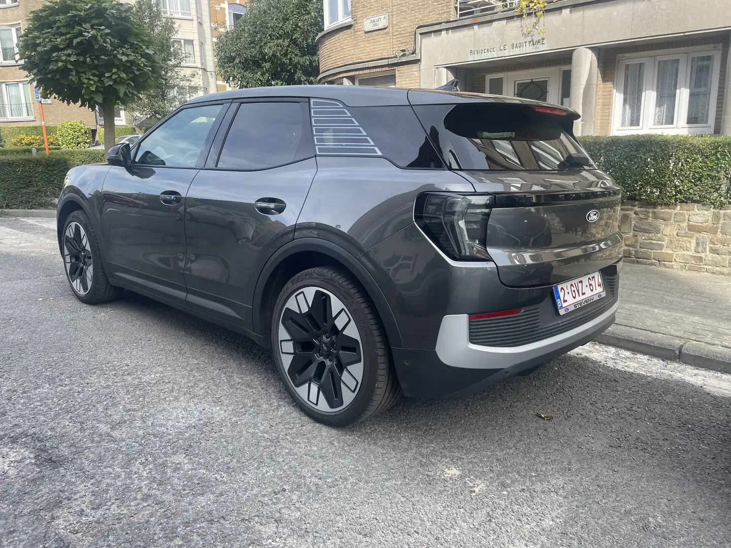 Ford Explorer e-Explorer 77 kWh RWD Extended Range Premium - 2