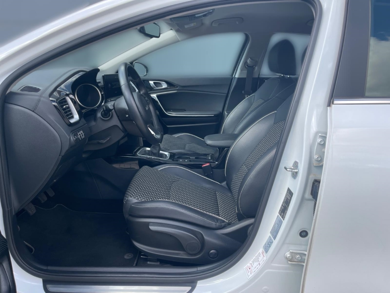 Kia XCeed 1.5T JBL Sound Edition LED Rückfahrkamera Sitzheiz — photo 7