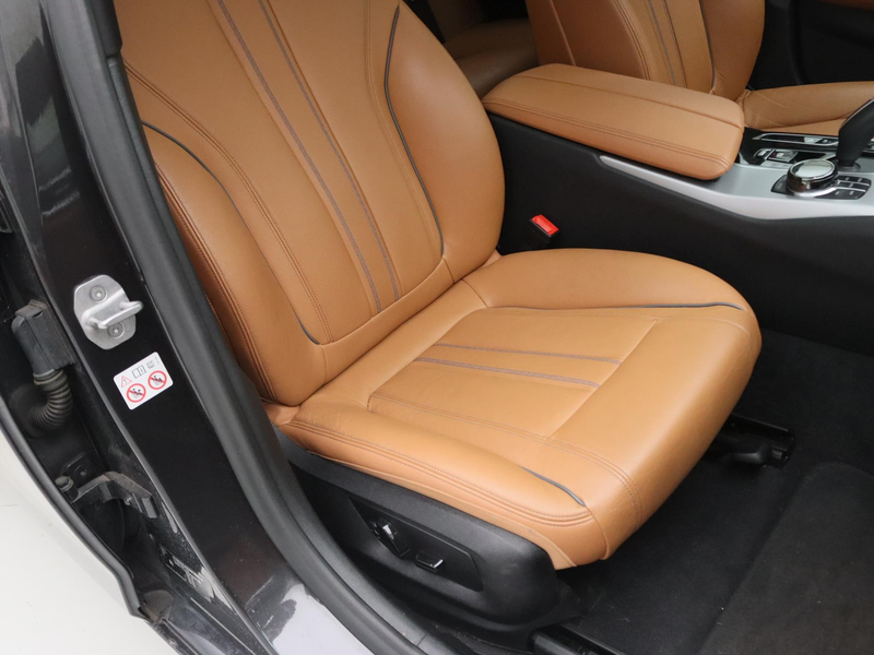 BMW 530 5-Serie 530e 292pk Automaat Executive Business 93% — photo 16