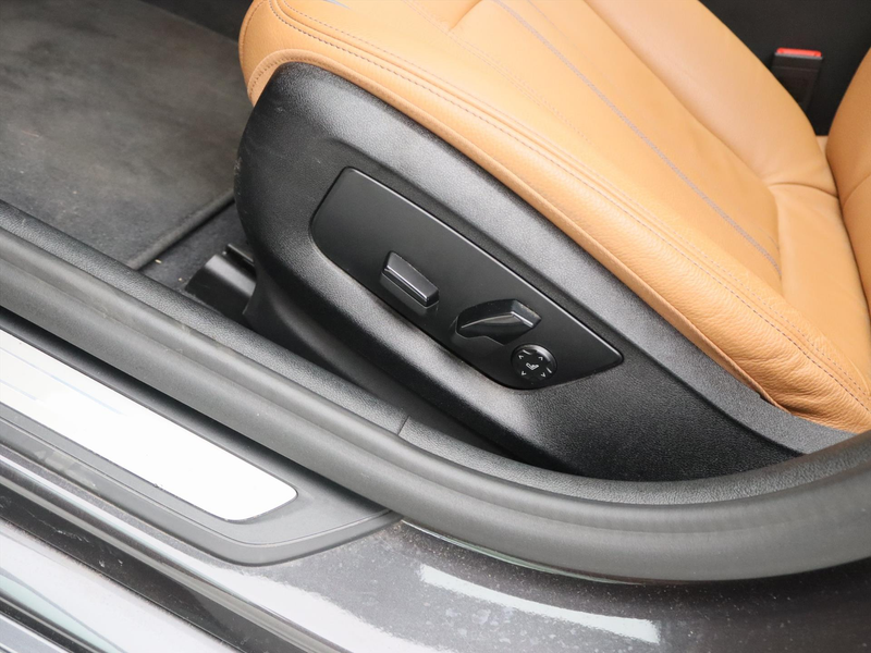 BMW 530 5-Serie 530e 292pk Automaat Executive Business 93% — photo 18