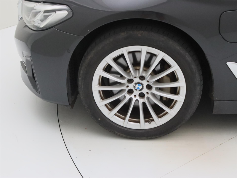 BMW 530 5-Serie 530e 292pk Automaat Executive Business 93% — photo 12
