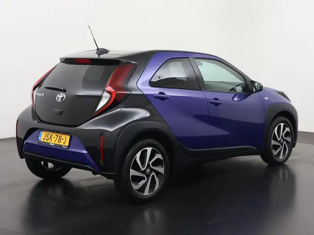 Toyota Aygo X view 4