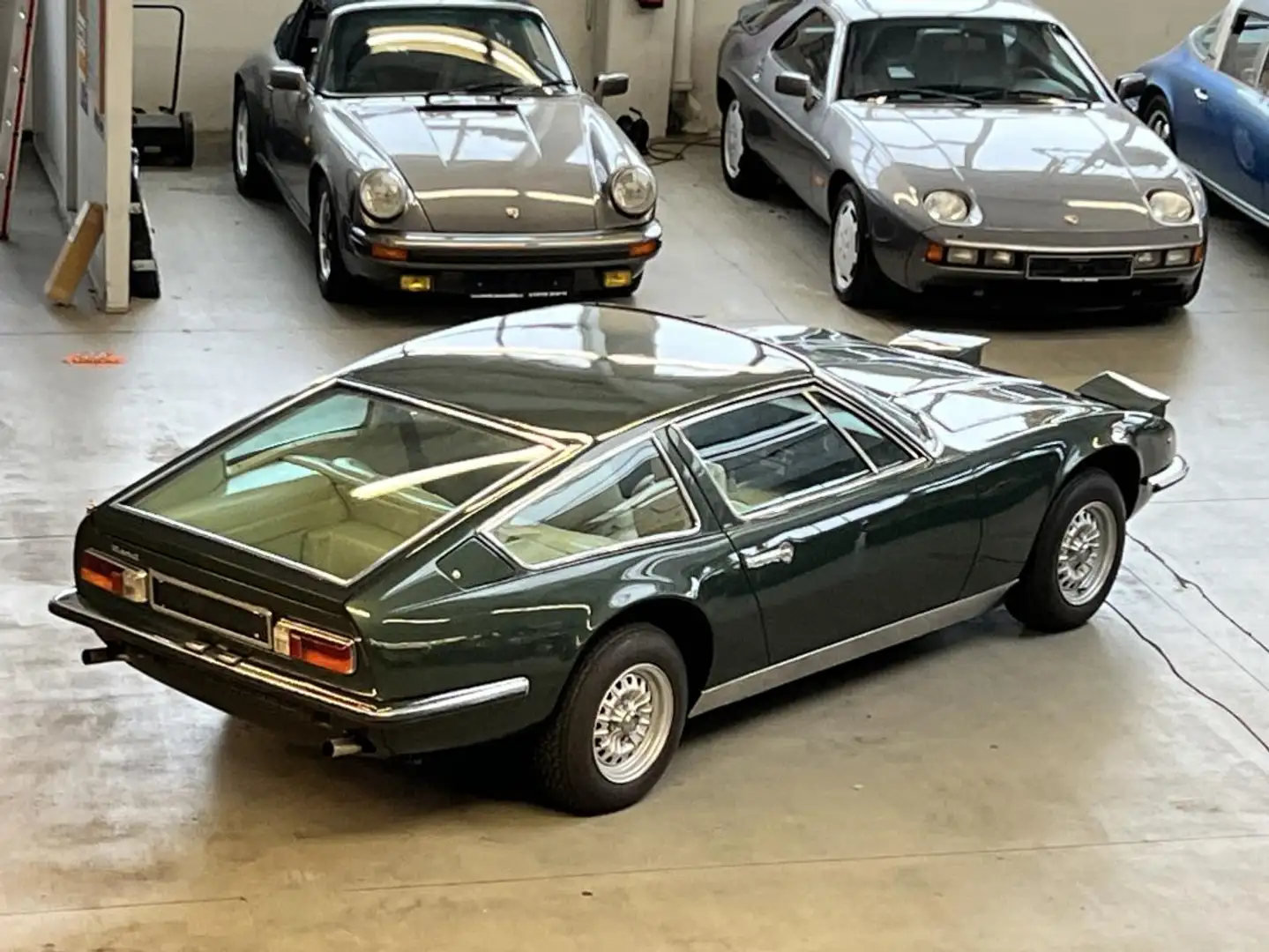 Maserati Indy 4.2 Coupe 5 Gang Grün - 2