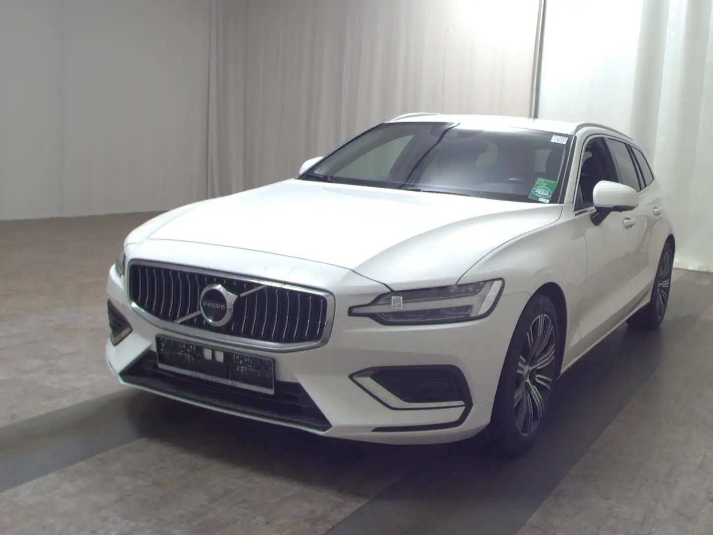 Volvo V60 D4 Inscription Leder Navi LED 360° AHK Weiß - 2