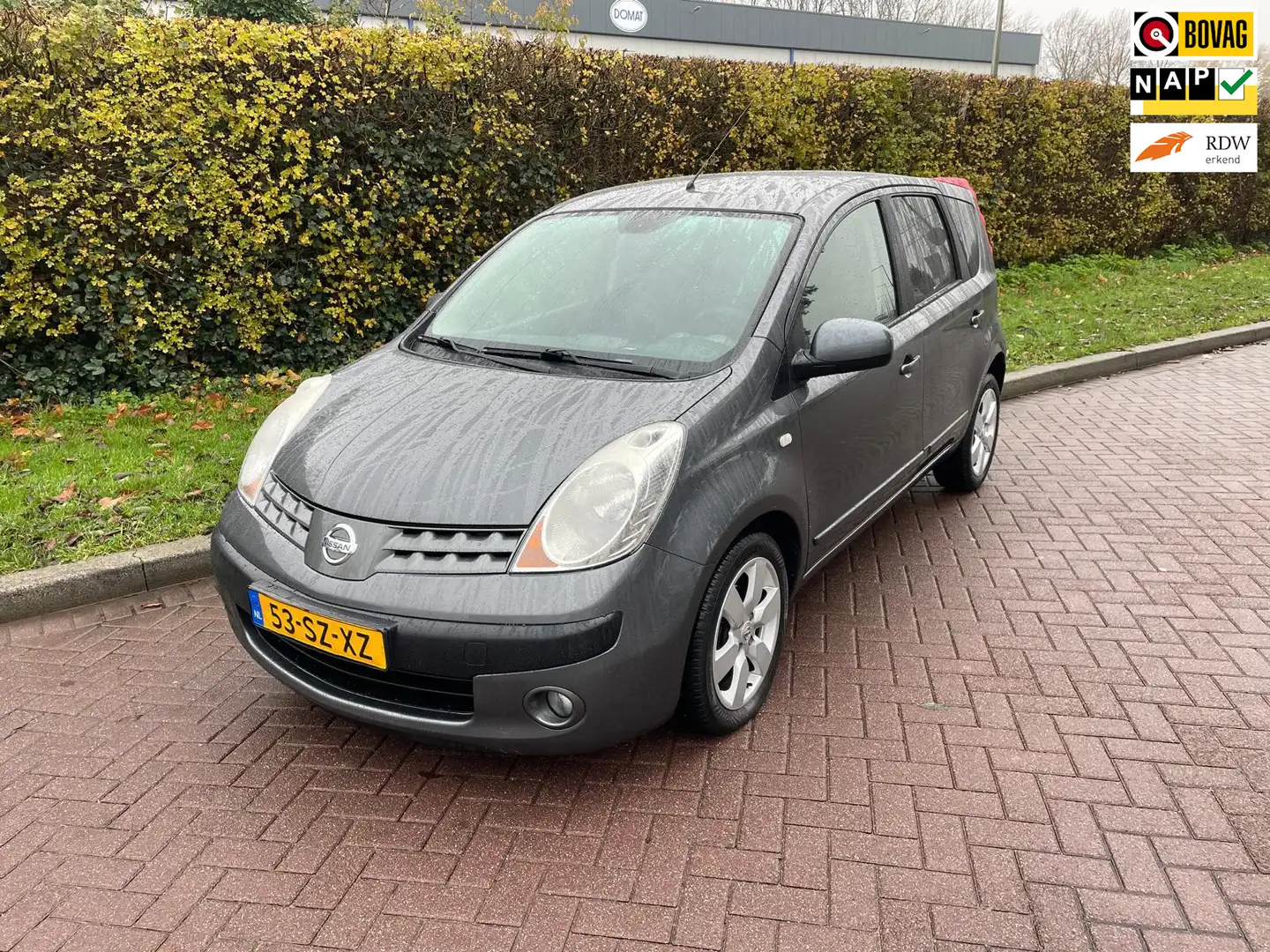 Nissan Note 1.6 First Note Gris - 1