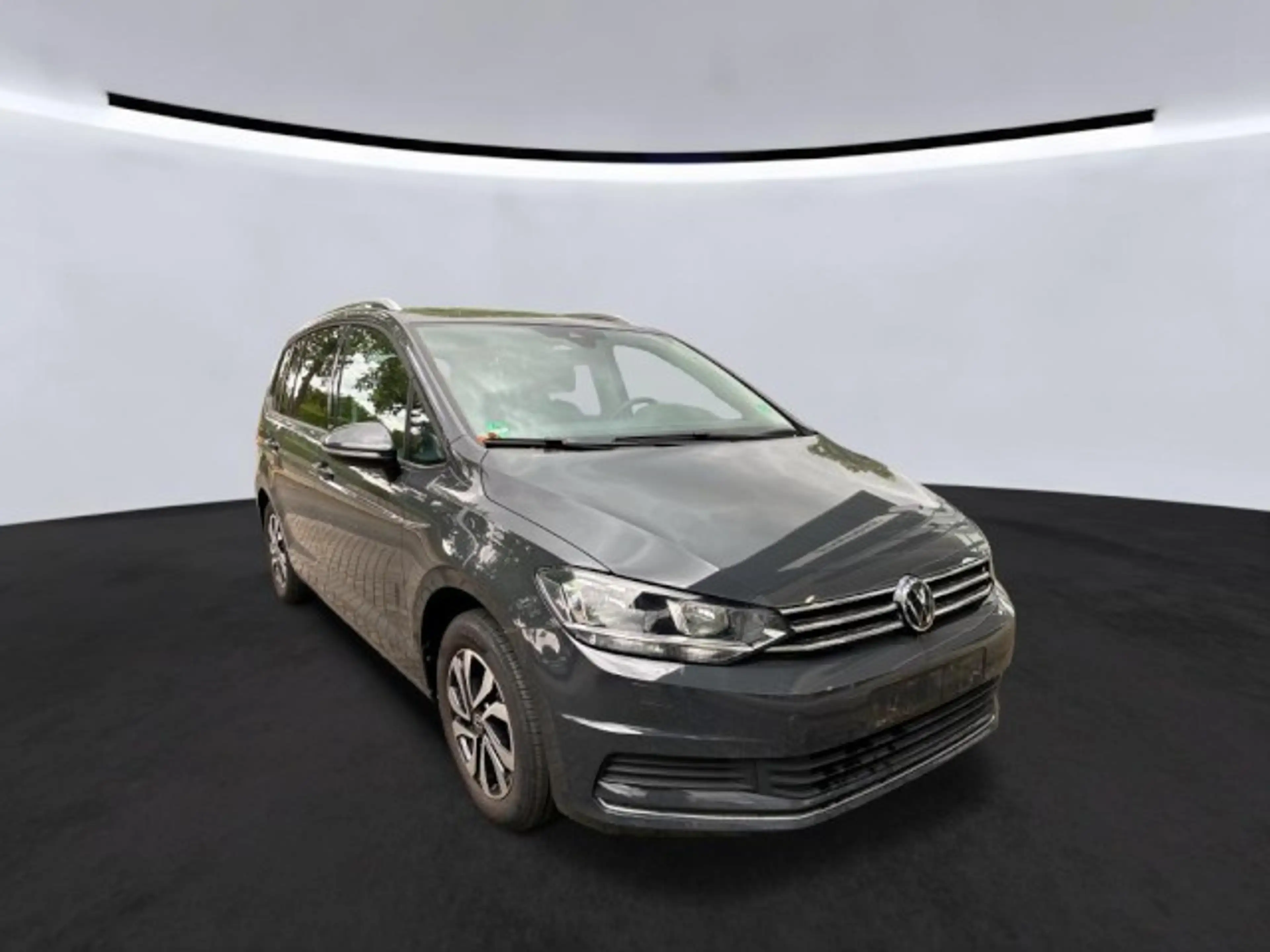 Volkswagen Touran Active Comfortline 1.5 TSI OPF 110 kW 6-Gang — photo 2