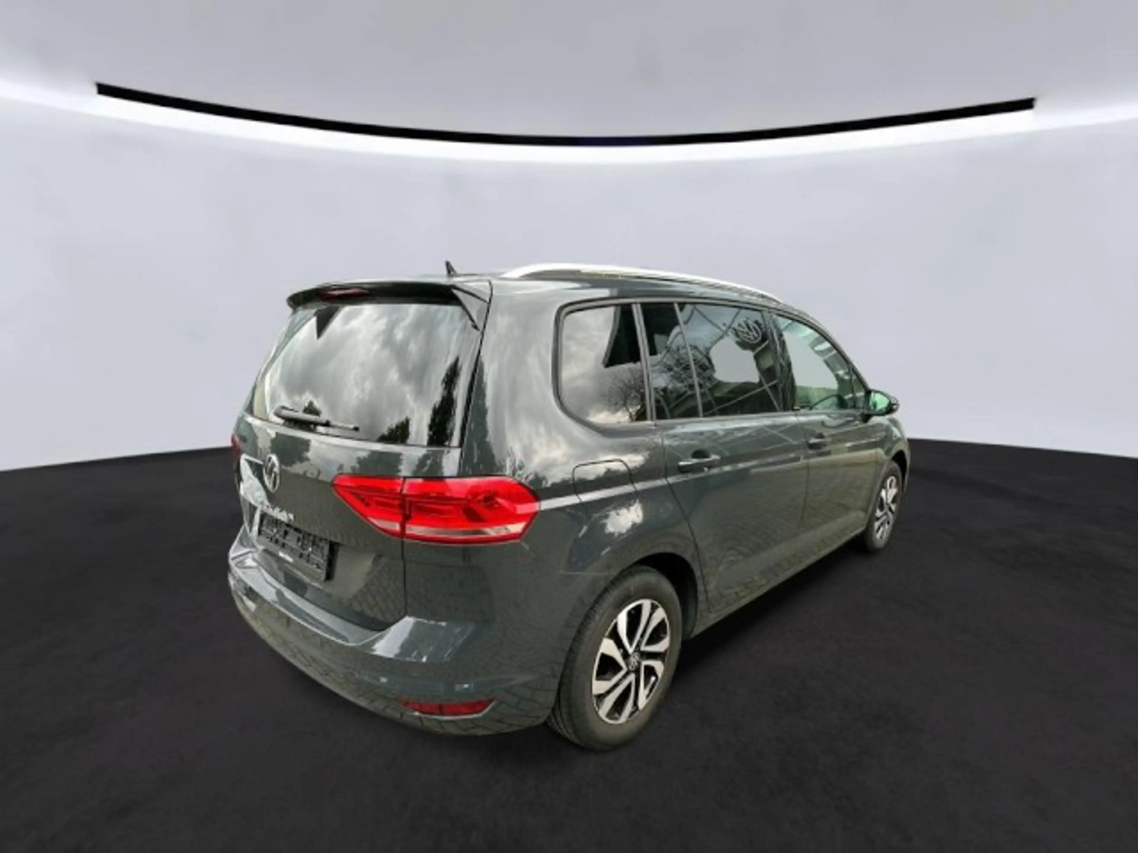 Volkswagen Touran Active Comfortline 1.5 TSI OPF 110 kW 6-Gang — photo 4