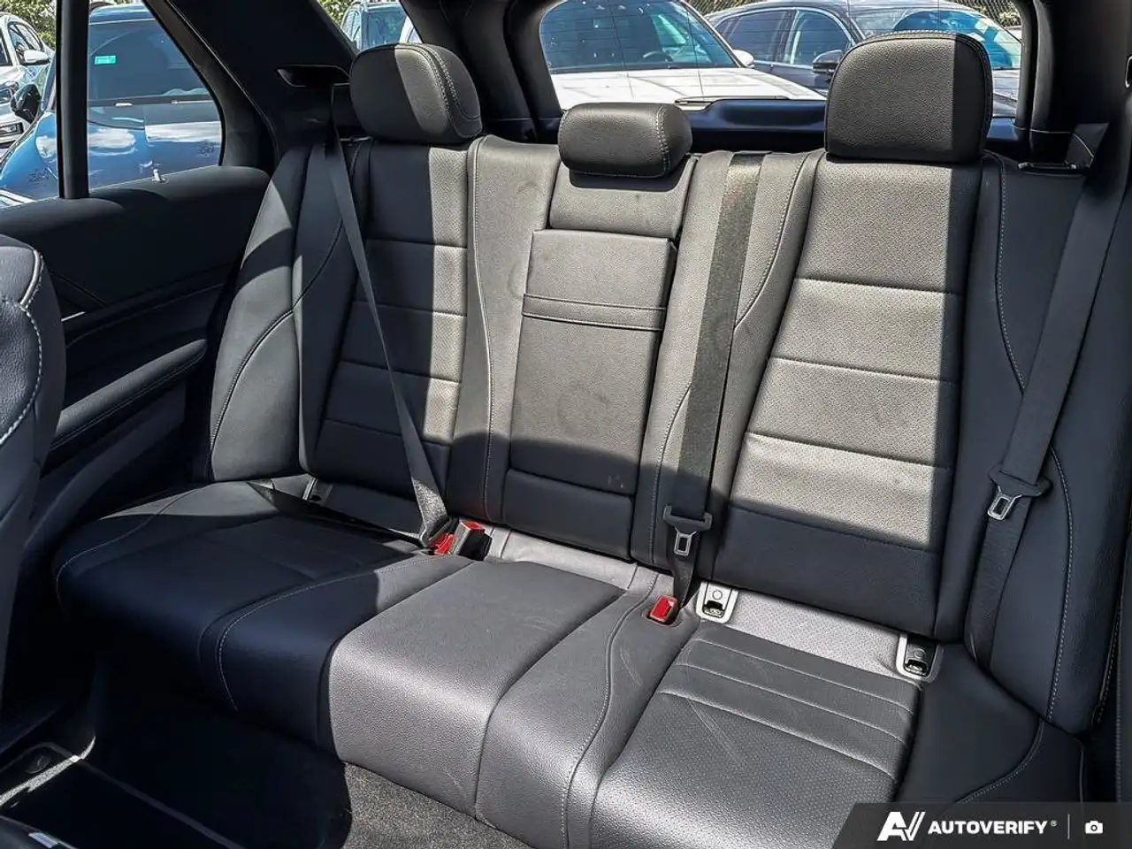 Mercedes-Benz GLE снимка Mercedes-Benz GLE