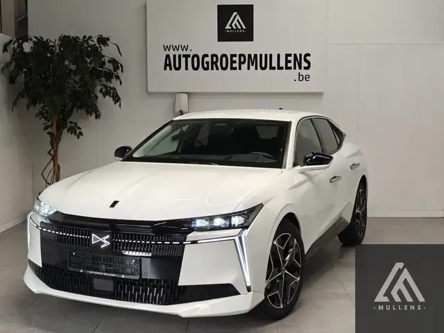 DS Automobiles N°4 Hybrid Etoile Nappa leder