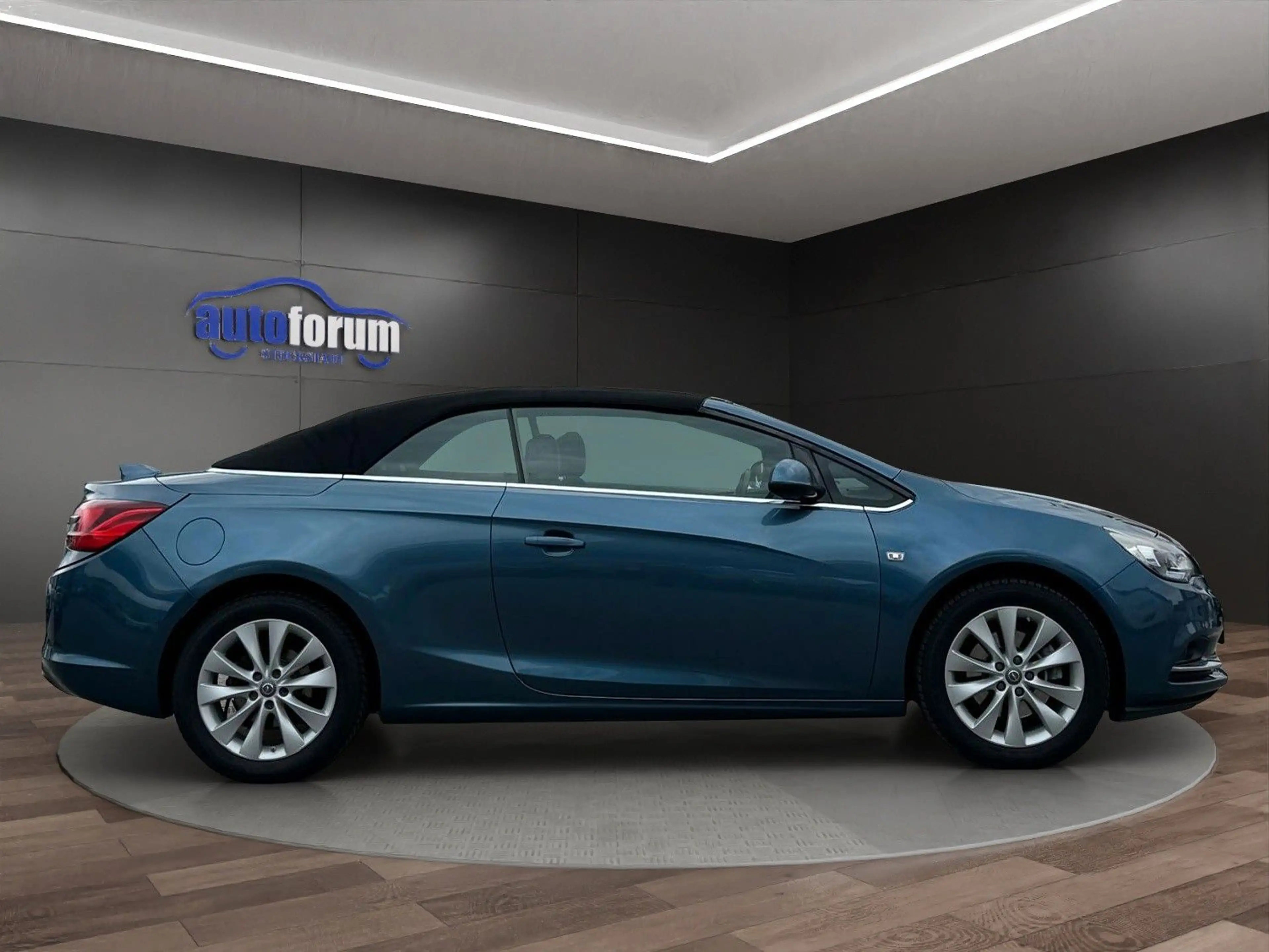 Opel Cascada Innovation ecoFlex BI-XENON°NAVI°SHZ°PDC — photo 15