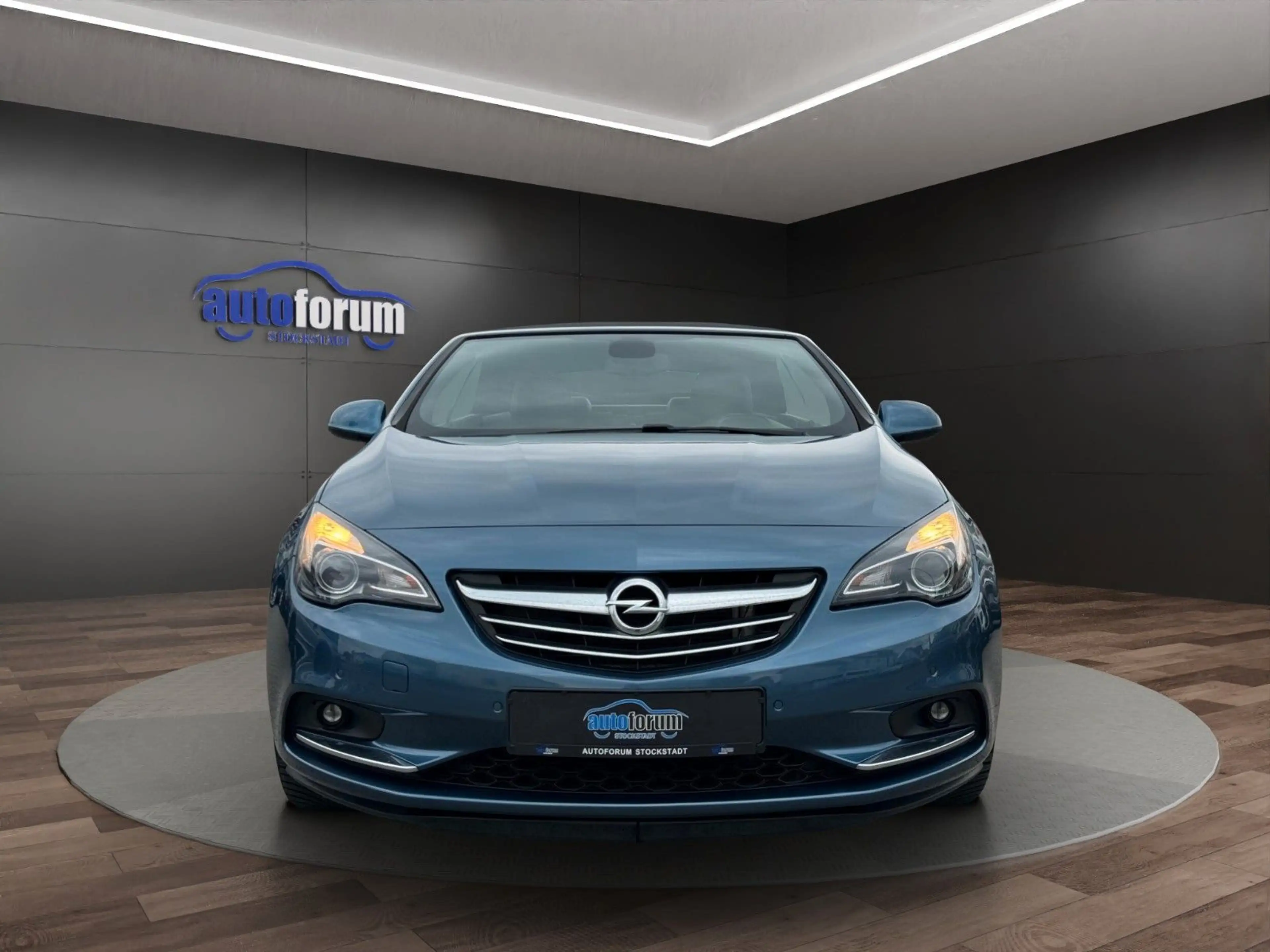 Opel Cascada Innovation ecoFlex BI-XENON°NAVI°SHZ°PDC — photo 10