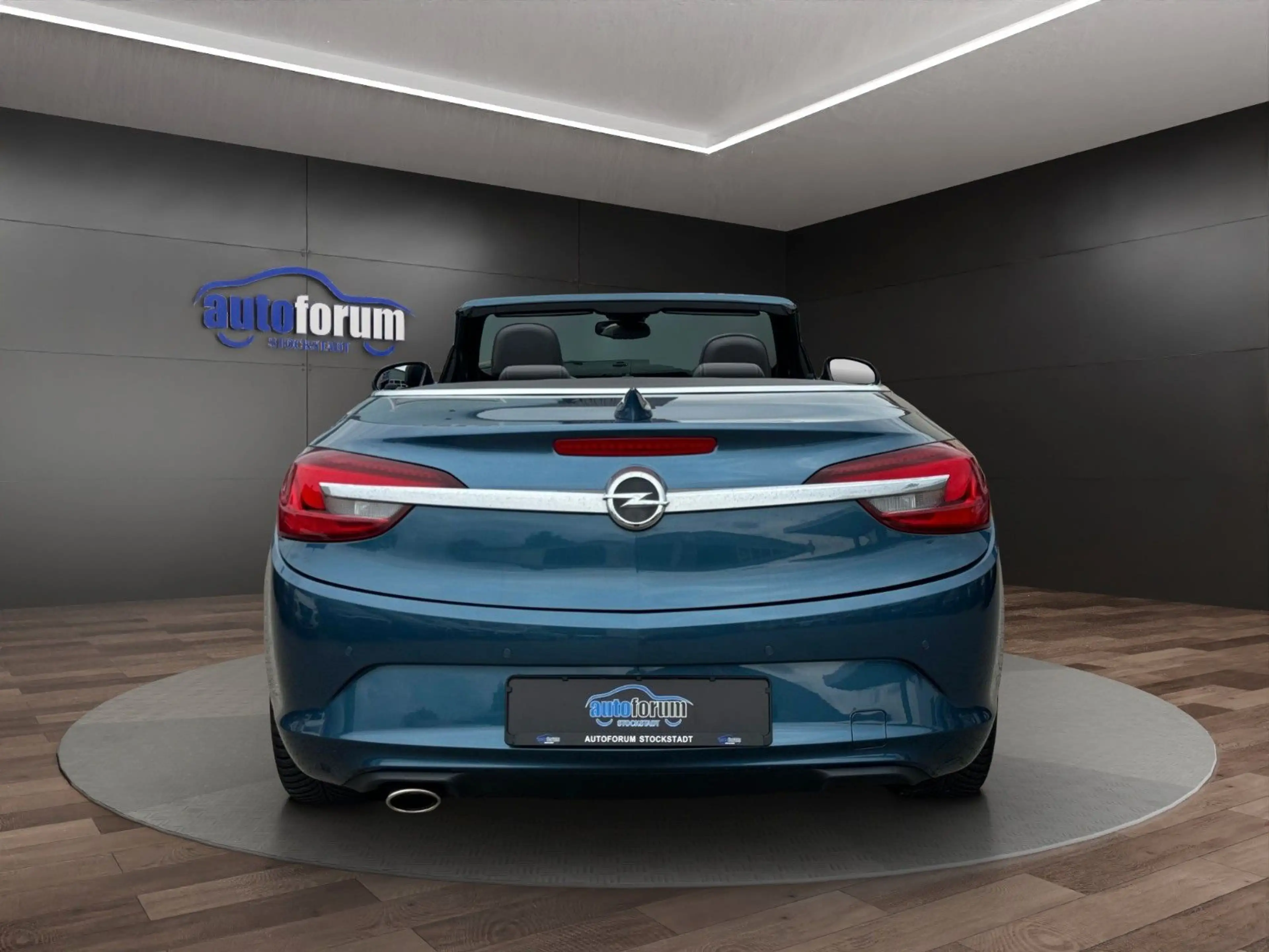 Opel Cascada Innovation ecoFlex BI-XENON°NAVI°SHZ°PDC — photo 5