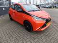 Toyota Aygo 1.0 VVT-i x-cite Camera Airco Elek Pakket 5Deurs 2 Orange - thumbnail 4