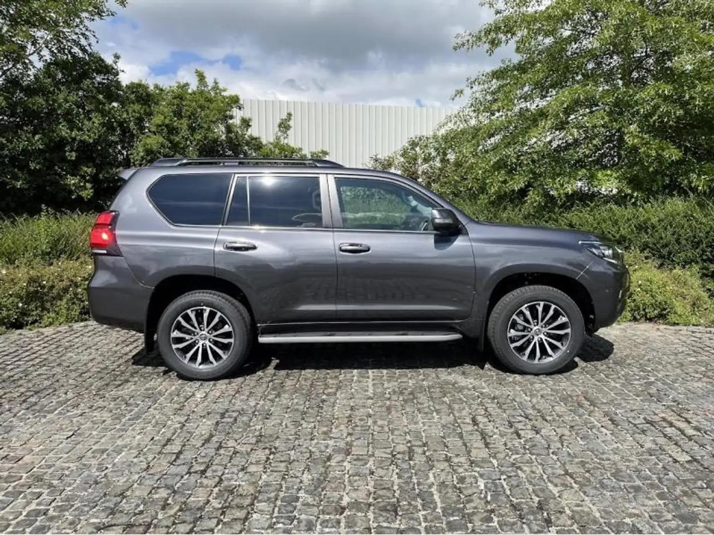 Toyota Land Cruiser Premium  lichte vracht Šedá - 2