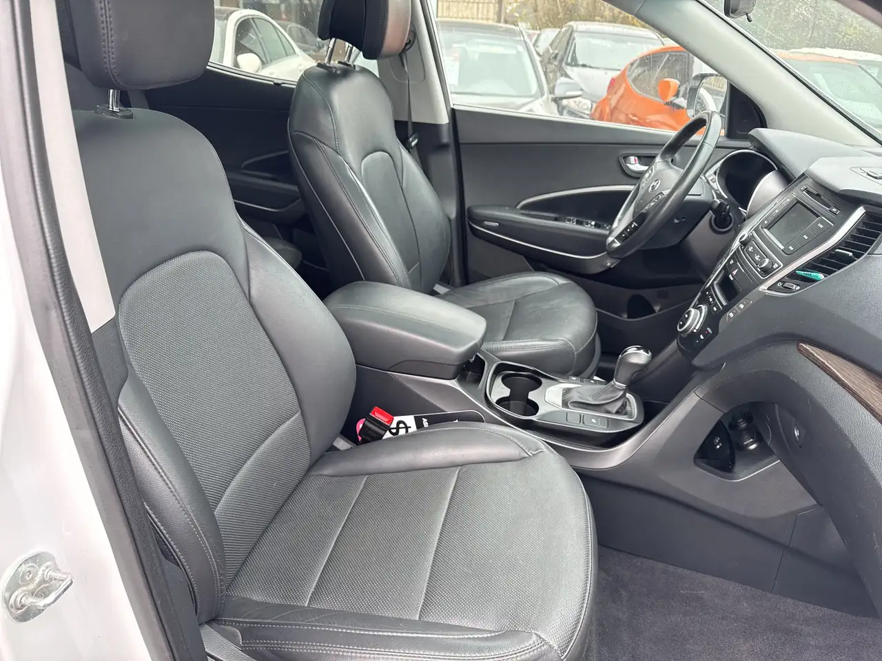 Hyundai SANTA FE снимка Hyundai SANTA FE