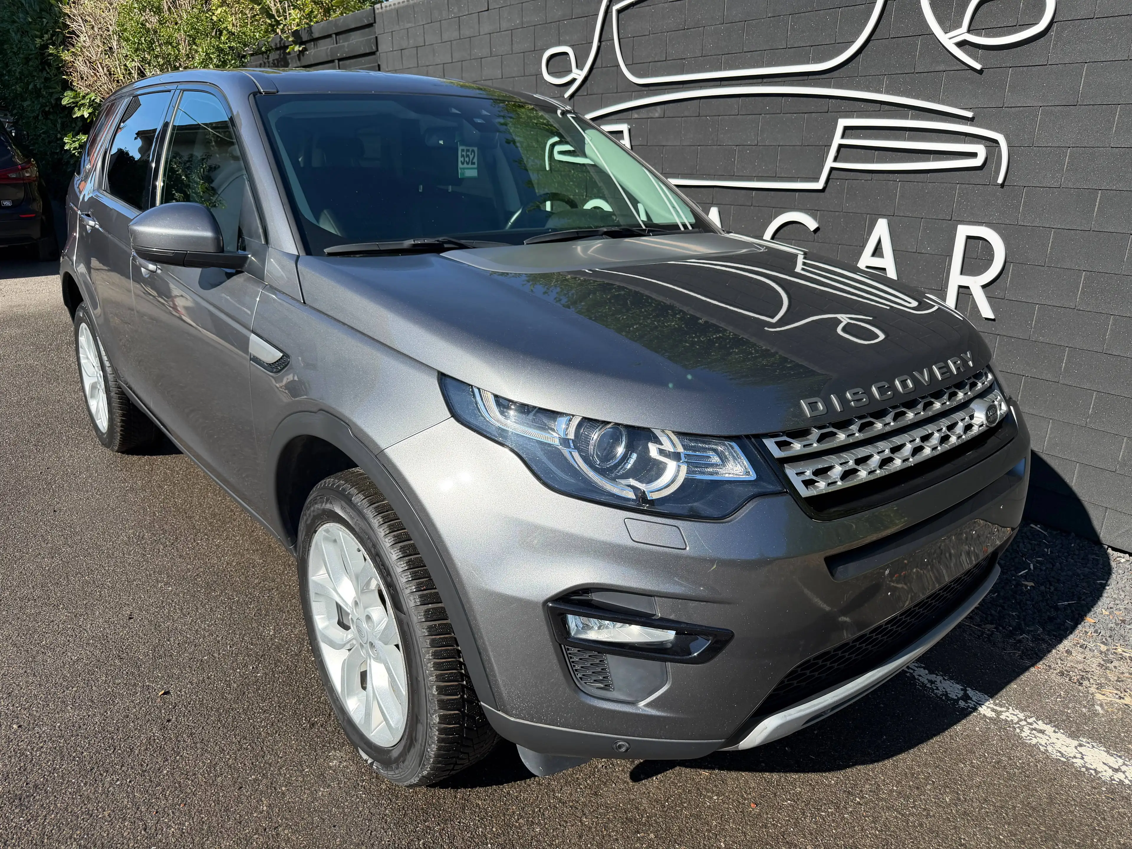Land Rover Discovery Sport 2.0 HSE+BOITE AUTO+AIRCO+NAVI+CAMERA+CUIR+JANTES+EU 6B — photo 6