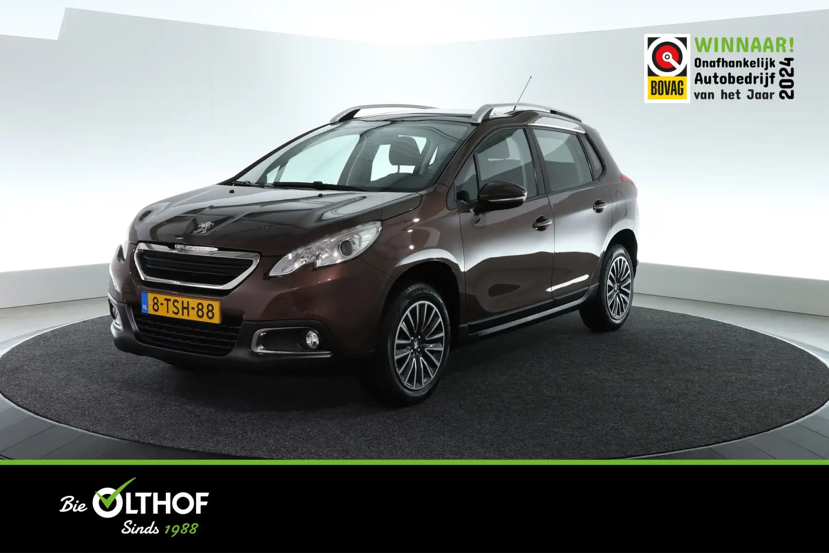 Peugeot 2008 1.2 VTi Active Pack Premium / TREKHAAK / PANO-DAK Bruin - 1